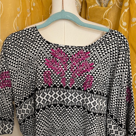 Maeve Black and White Blouse with Pink Embroidery - Picture 3 of 8